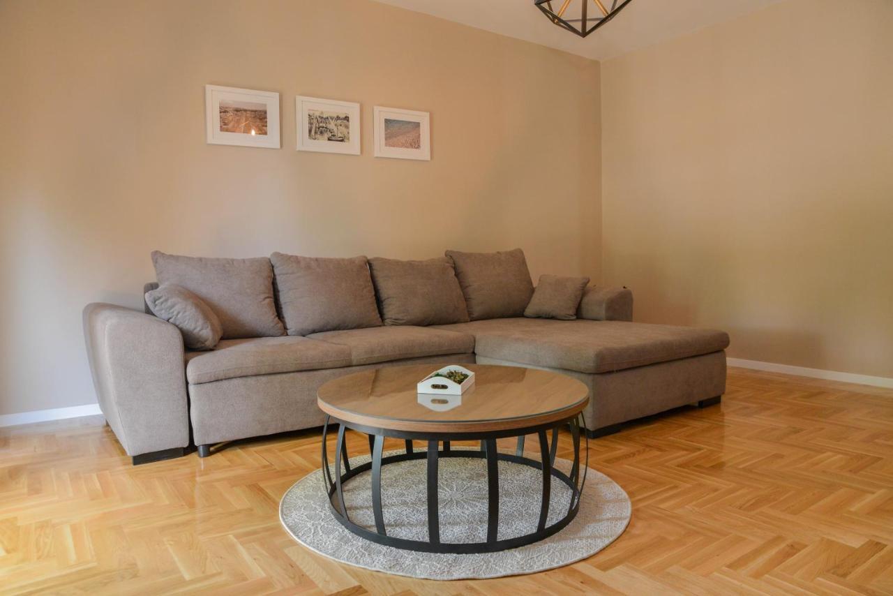 Apartman Maja Zadar Exteriör bild
